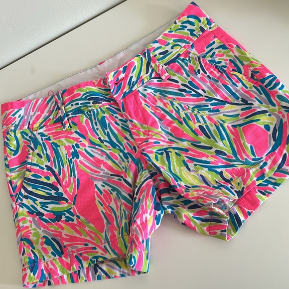 Lily Pulitzer Women Callahan Shorts in Palm Reader Size 2 - Picture 10 of 10